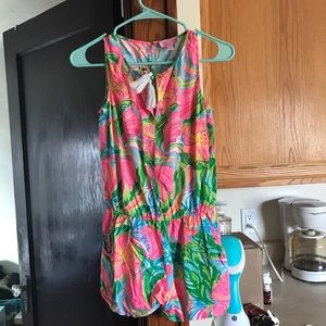 NWOT XS LILLY ROMPER! So A Peeling Print